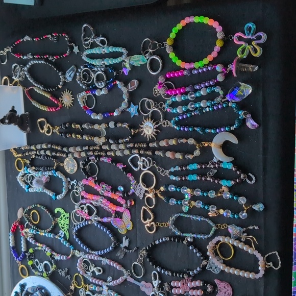 Tedirosem13 Live Listing!! Handmade Jewelry!! Clothes Too! - Picture 4 of 11